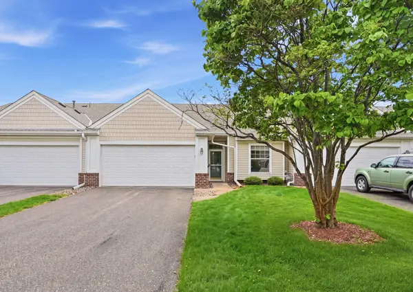 5792 Prairie Ridge DR #182, Shoreview, MN 55126