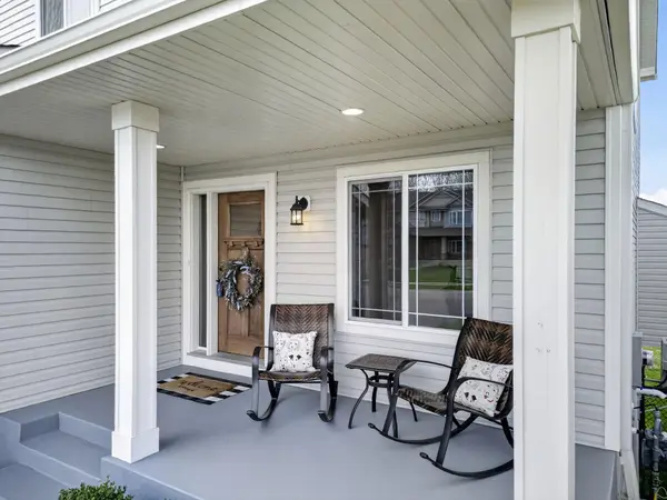 2086 Chestnut St, Lino Lakes, MN 55038