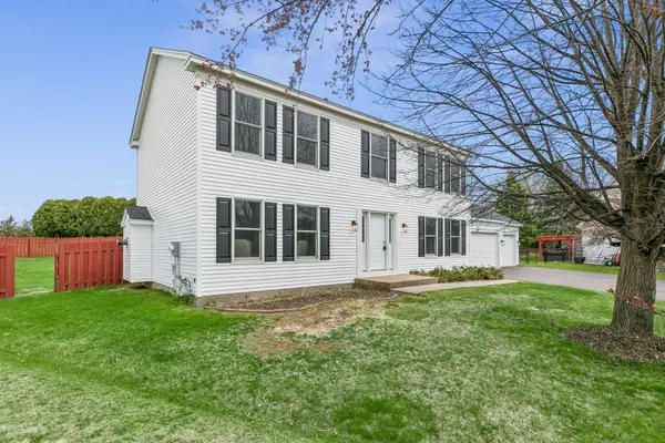 3019 Copper Oaks Alcove, Woodbury, MN 55125