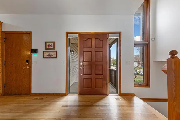 3509 W 99th ST, Bloomington, MN 55431