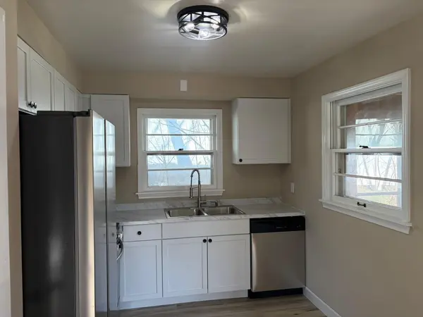 1280 Kennard ST, Saint Paul, MN 55106