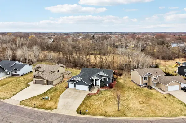 2012 4th ST N, Sartell, MN 56377