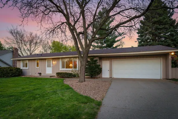 5856 139th ST W, Apple Valley, MN 55124