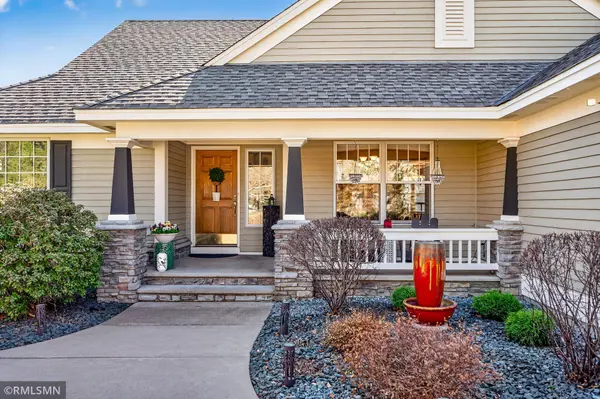 3304 Nathaniel CT, Vadnais Heights, MN 55127
