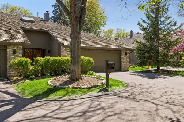 1775 Lexington AVE S #19, Mendota Heights, MN 55118