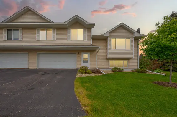 1320 S Trail DR, Faribault, MN 55021