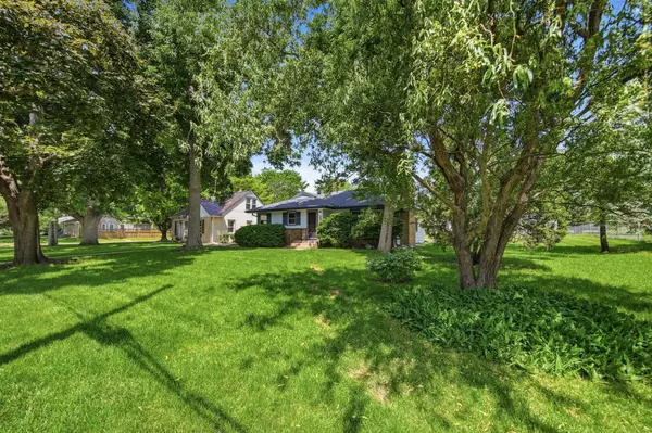 2717 30th AVE NE, Saint Anthony, MN 55418