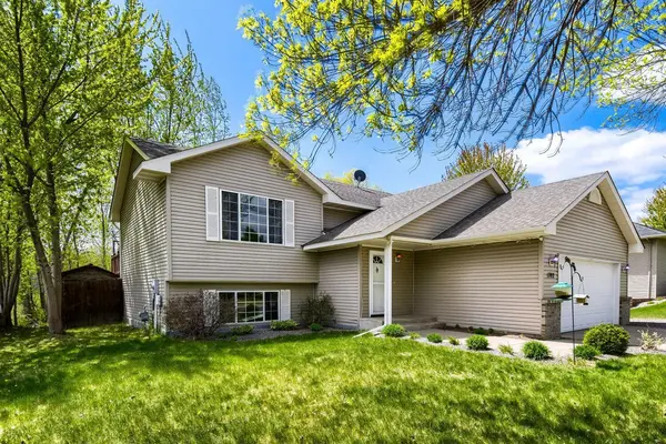 1702 Griffing Park RD, Buffalo, MN 55313