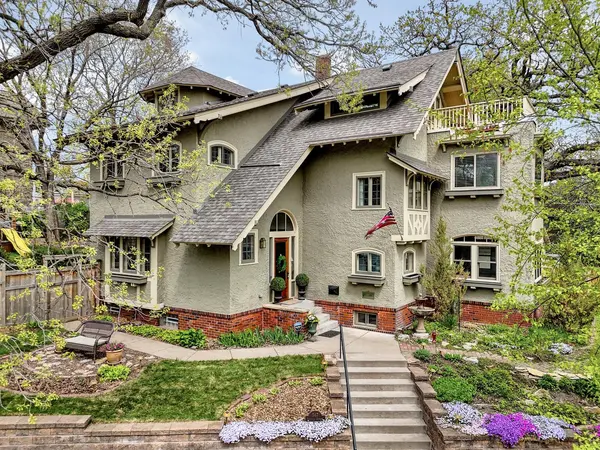 567 Lincoln AVE, Saint Paul, MN 55102