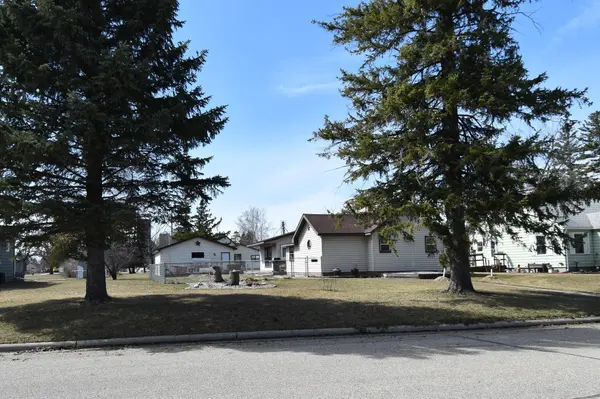 605 Red Lake BLVD, Thief River Falls, MN 56701