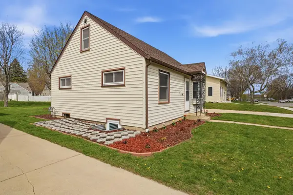 813 Augusta AVE, Willmar, MN 56201