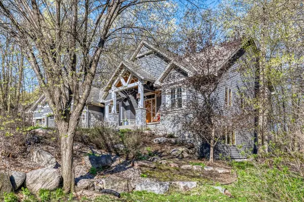 2656 N Saunders Lake DR, Minnetrista, MN 55364