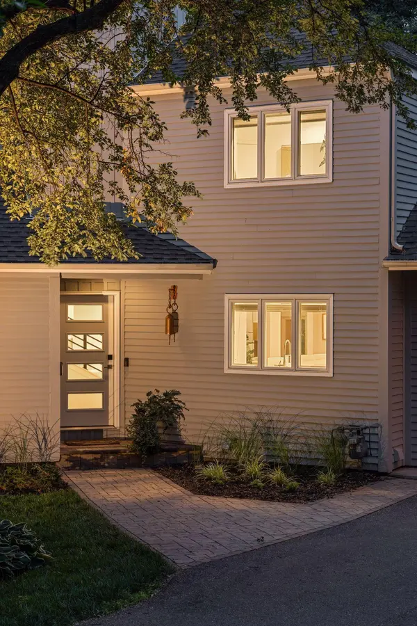 408 Turnpike RD, Golden Valley, MN 55416