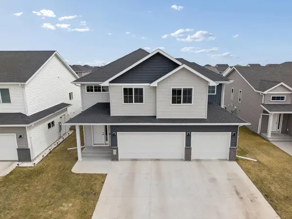6612 28th ST S, Fargo, ND 58104