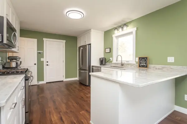 1207 Donna DR NW, Alexandria, MN 56308