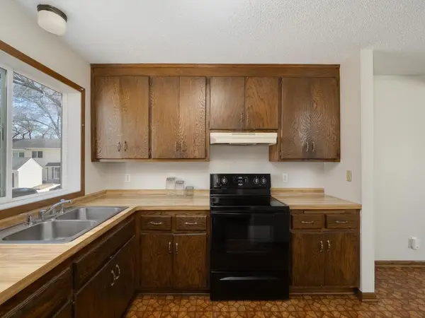 329 Winifred ST E, Saint Paul, MN 55107