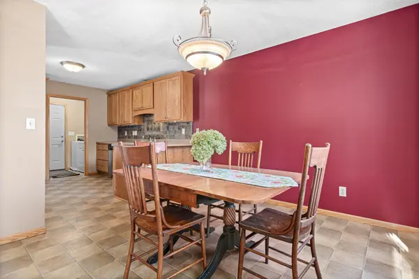 1005 Sibley ST, Hastings, MN 55033