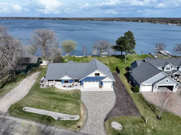 5833 Bedman DR NW, Alexandria, MN 56308