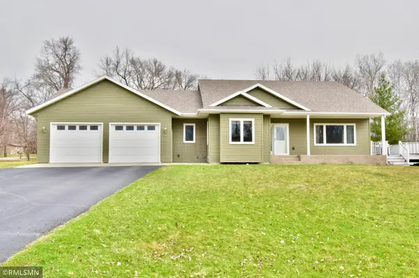 713 Thomas DR NE, Alexandria, MN 56308