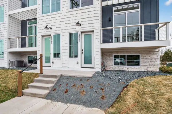 2513 Jansen AVE, White Bear Lake, MN 55110
