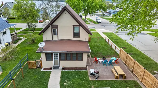 601 N High ST, Lake City, MN 55041