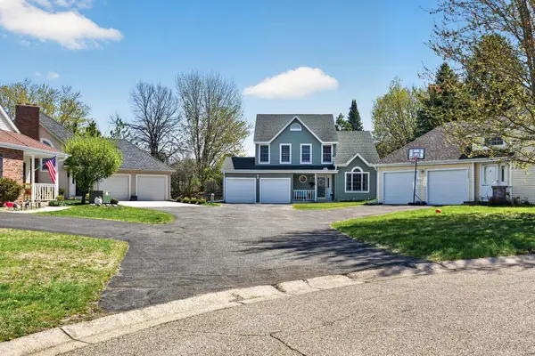 11270 50th PL N, Plymouth, MN 55442