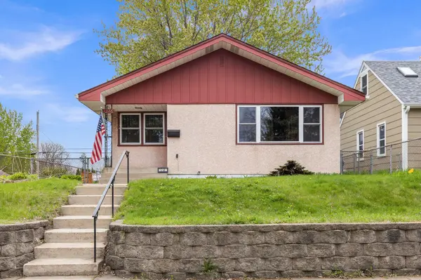 1246 Hewitt AVE, Saint Paul, MN 55104