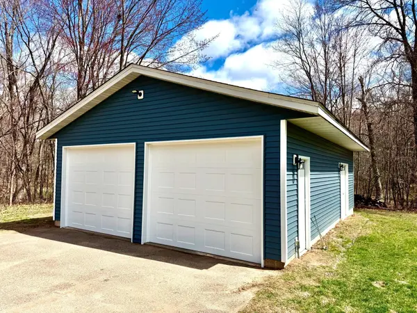 36983 Forest BLVD, North Branch, MN 55056