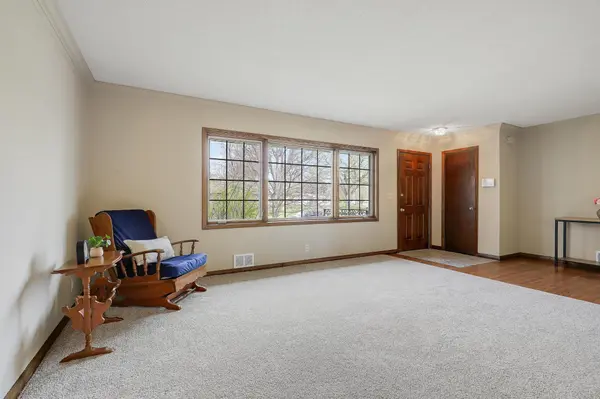 5900 Halifax PL, Brooklyn Center, MN 55429