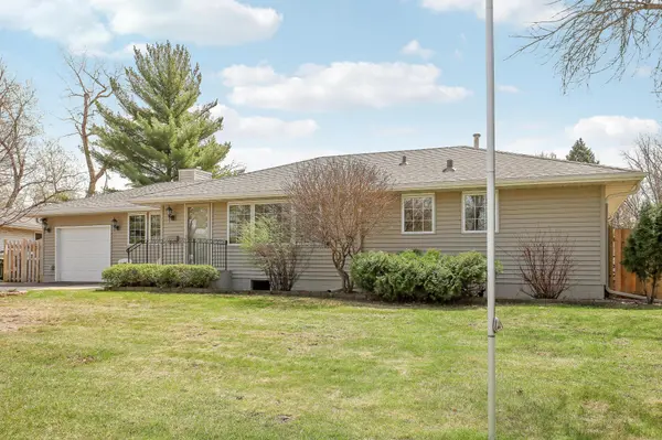 5900 Halifax PL, Brooklyn Center, MN 55429