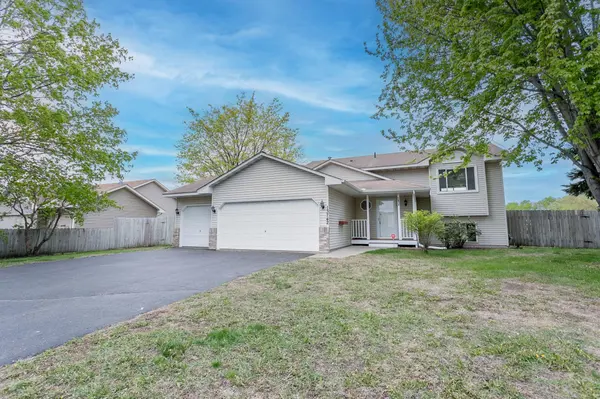 13742 Underclift ST NW, Andover, MN 55304
