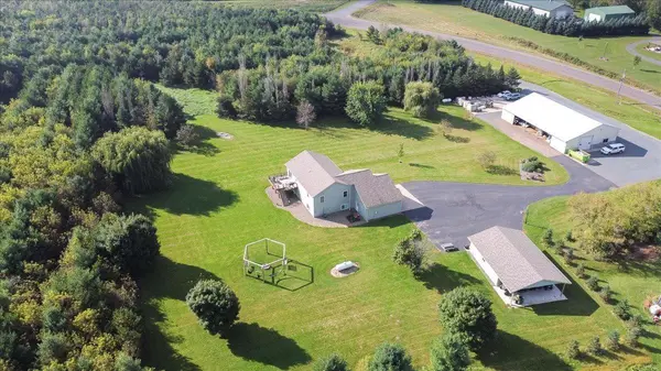 314 75th ST #F, Clear Lake, WI 54005