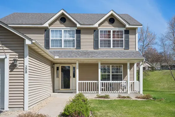 208 Cherrywood AVE NW, Saint Michael, MN 55376