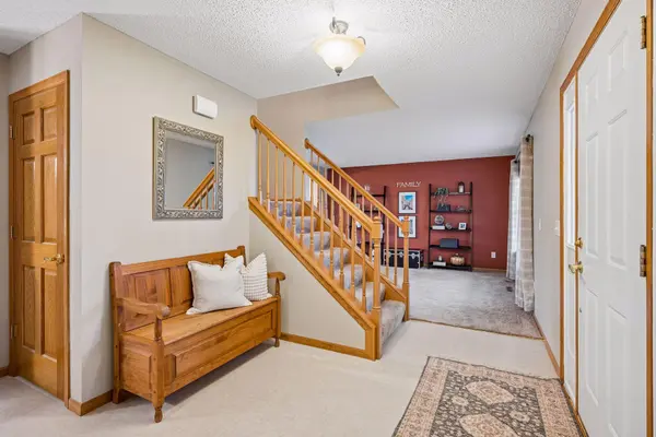 208 Cherrywood AVE NW, Saint Michael, MN 55376