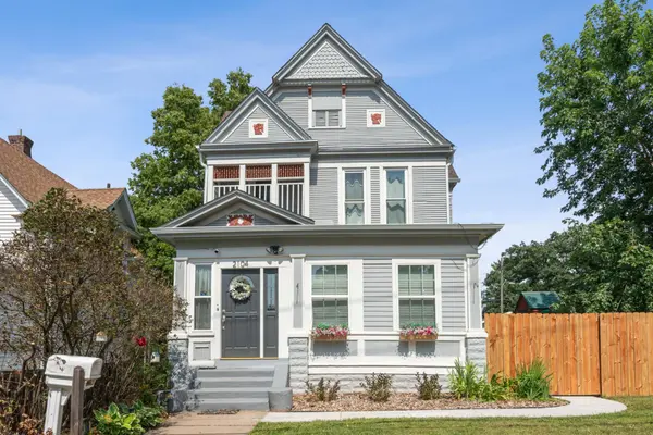 2104 Glenwood AVE, Minneapolis, MN 55405