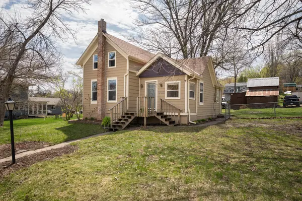 513 State ST E, Cannon Falls, MN 55009