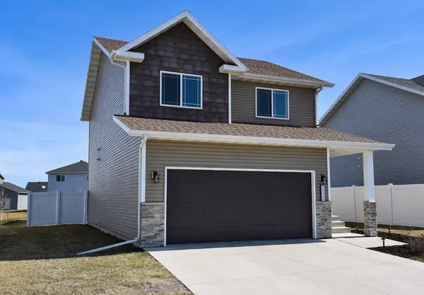 5525 8TH ST W, West Fargo, ND 58078