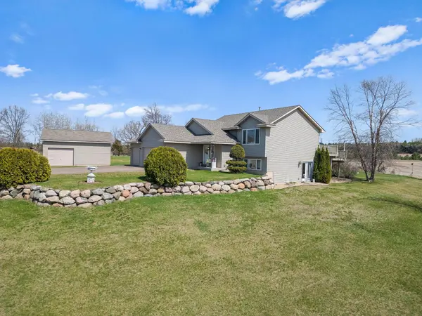 919 189th AVE, New Richmond, WI 54017