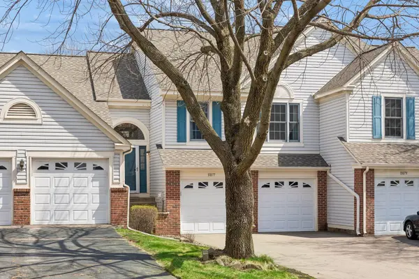 11077 Oregon Curve, Bloomington, MN 55438