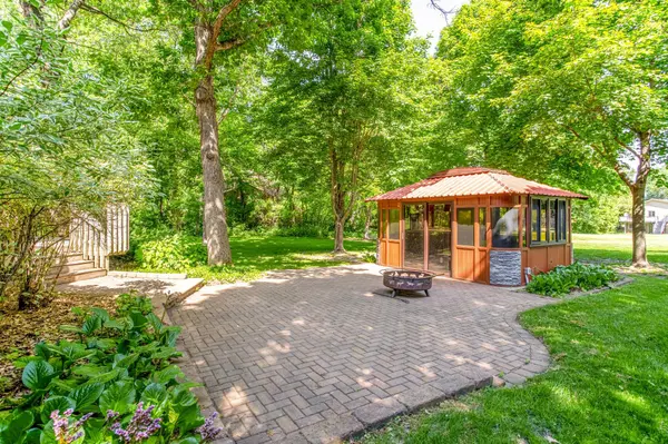 11738 Gentilly RD, Maple Grove, MN 55369