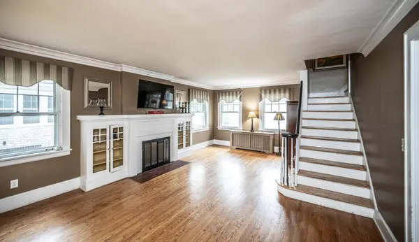1857 Princeton AVE, Saint Paul, MN 55105