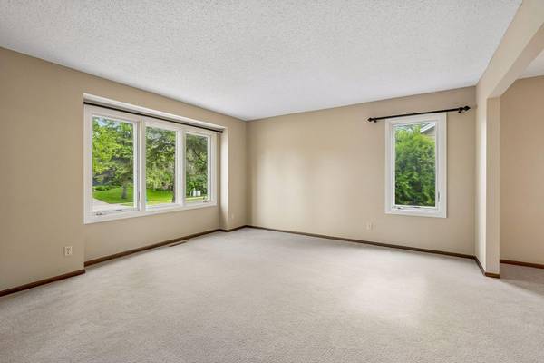 6001 W 98th ST, Bloomington, MN 55438