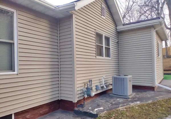 802 Valley AVE, Albert Lea, MN 56007