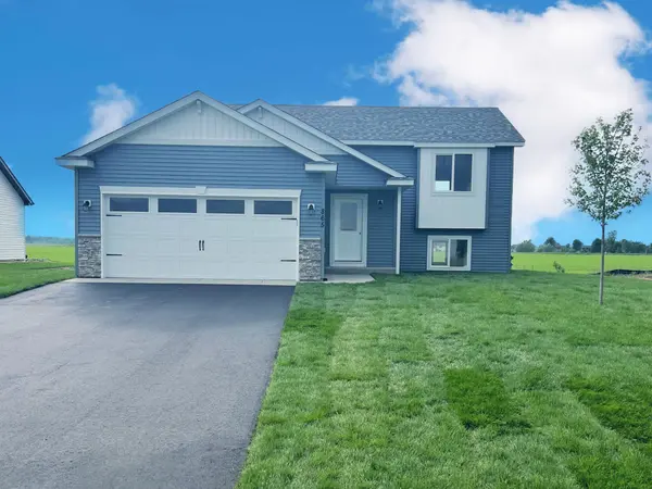 955 2 1/2 AVE SW, Rice, MN 56367