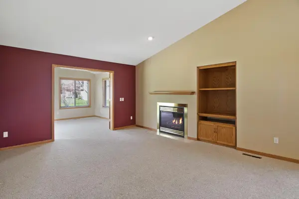 3782 Shannon DR, Hastings, MN 55033
