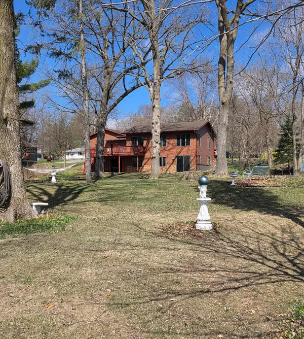 923 Lindbergh DR S, Little Falls, MN 56345