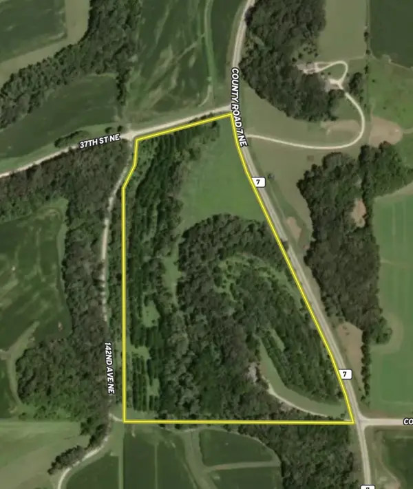 3351 County Road 7 NE, Dover, MN 55929