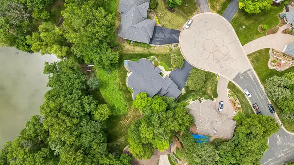 4854 Four Seasons CT, Eagan, MN 55122