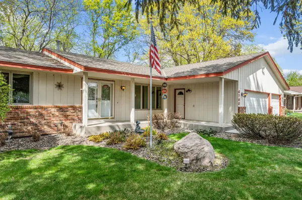 6708 W 82nd ST, Bloomington, MN 55438