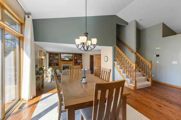 2655 N Barclay ST, Maplewood, MN 55109